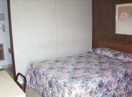 Redwood Motel Wasta Phòng bức ảnh